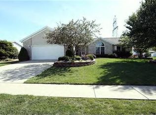 4724 Mission Dr, Decatur, IL 62526