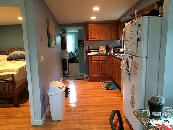 2nd image of 4 North St