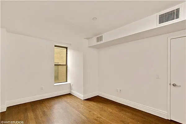 Sold by Maz Group NY | media 4