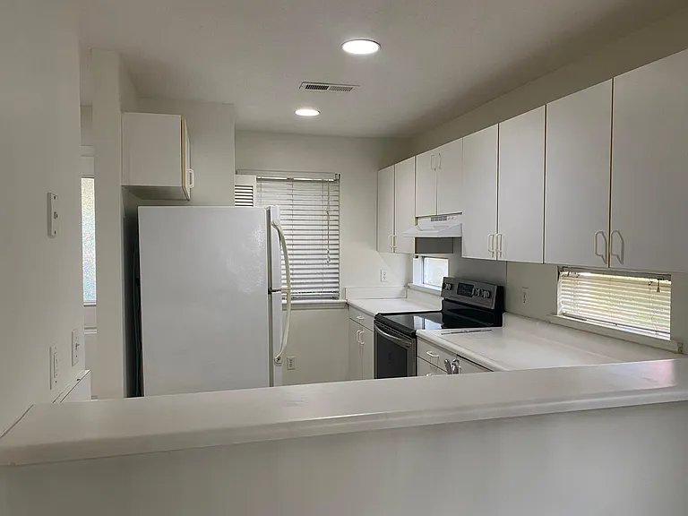 401 Battery Ln #401 — Photo 9
