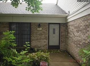 1715 Westhampton Dr, Austintown, OH 44515