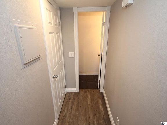 Guest bathroom (Laundry room left door)