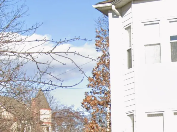 (undisclosed Address), New Rochelle, NY 10805