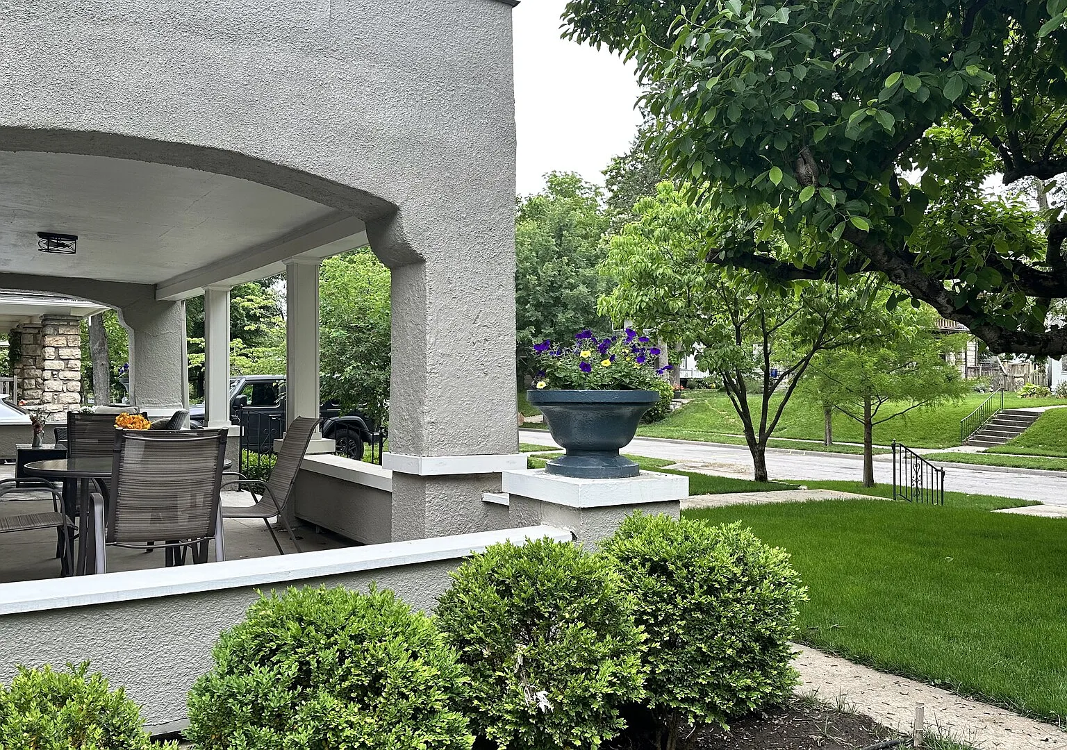 Beautifully Updated 1917 Classic Brookside 3-BR /Book for World Cup 26 — Photo 3