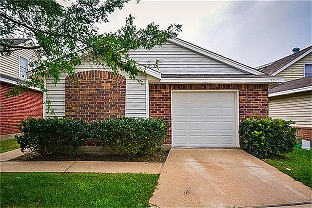 1st image of 7717 Ellis Dr