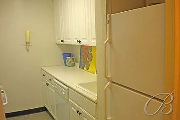 Rented by Bellmarc Realty | media 1