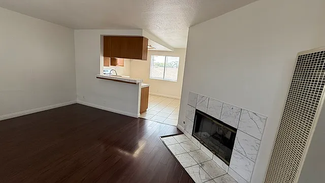 12526 Cranbrook Ave #6 — Photo 5