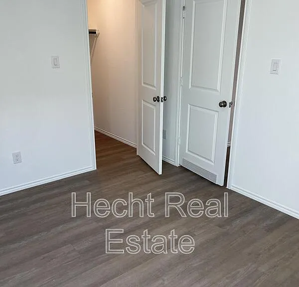2906 Green Finch — Photo 17