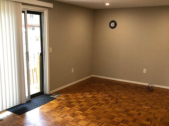 5th image of 1217 Peppertree Dr #1217