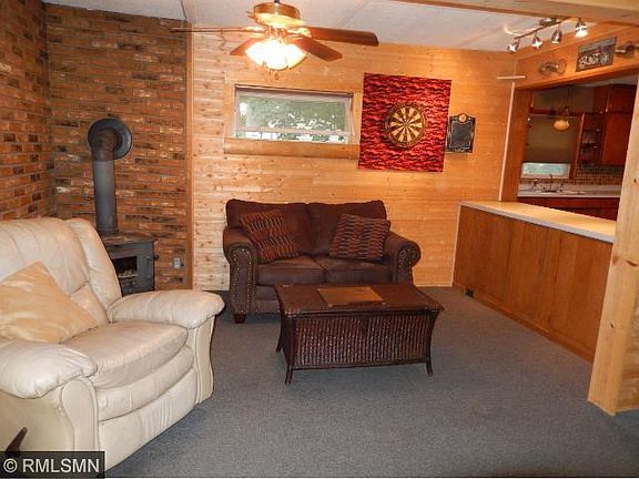 3rd image of 691 Gentry Ave N