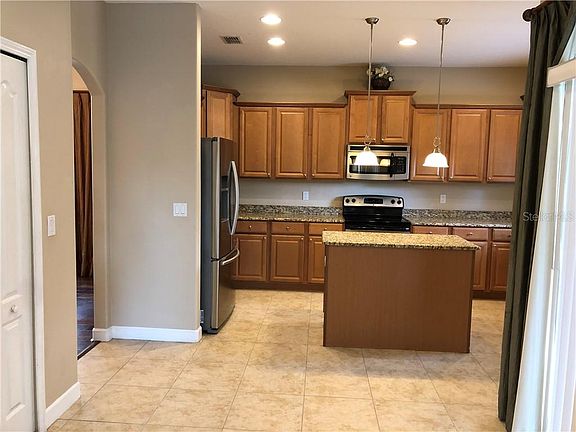 5th image of 14040 Lugano Ct