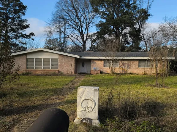 501 E Carolina Ave, Plain Dealing, LA 71064
