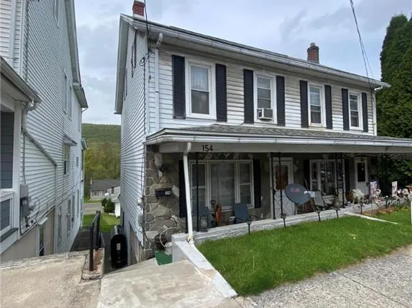 154 E Catawissa St, Nesquehoning, PA 18240