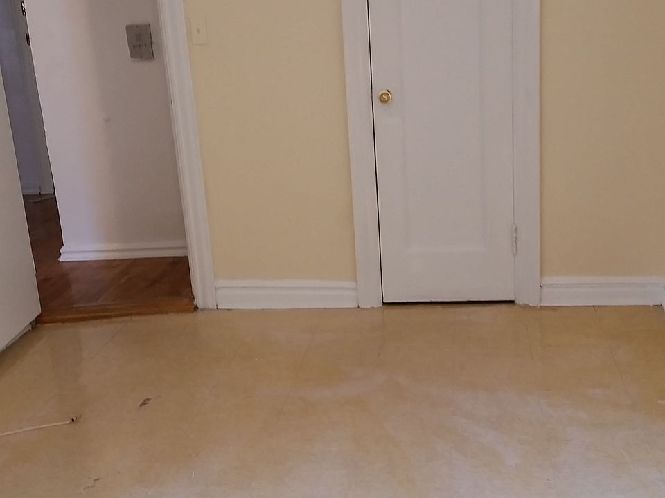 2nd image of 536 E 168th St APT A2