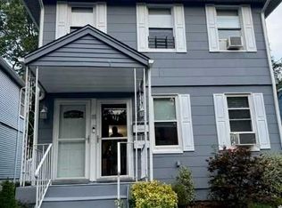 11 6th St, Ridgefield Park, NJ 07660