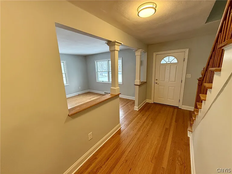 223 Cleveland Blvd — Photo 10
