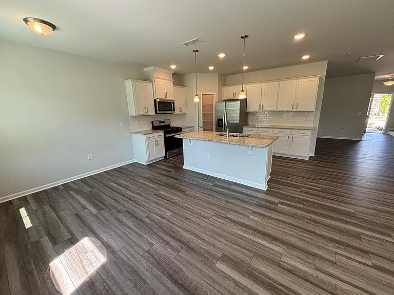 608 Donnegal Farm Dr — Photo 29