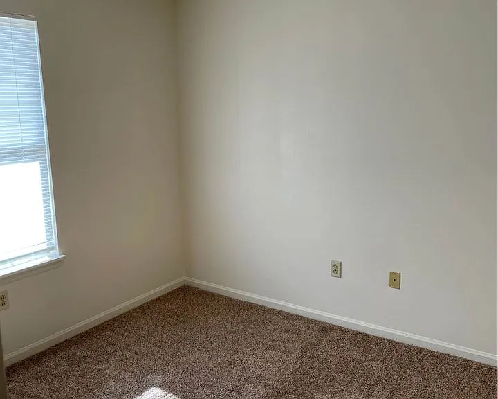 213 Keystone Dr #10 — Photo 6