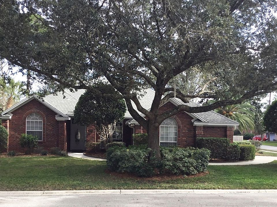 Front Street View