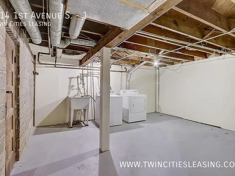 614 1st Ave S #1 — Photo 12