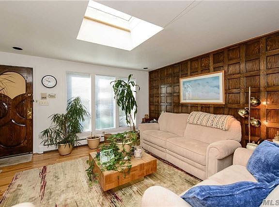3rd image of 1444 Eric Ln