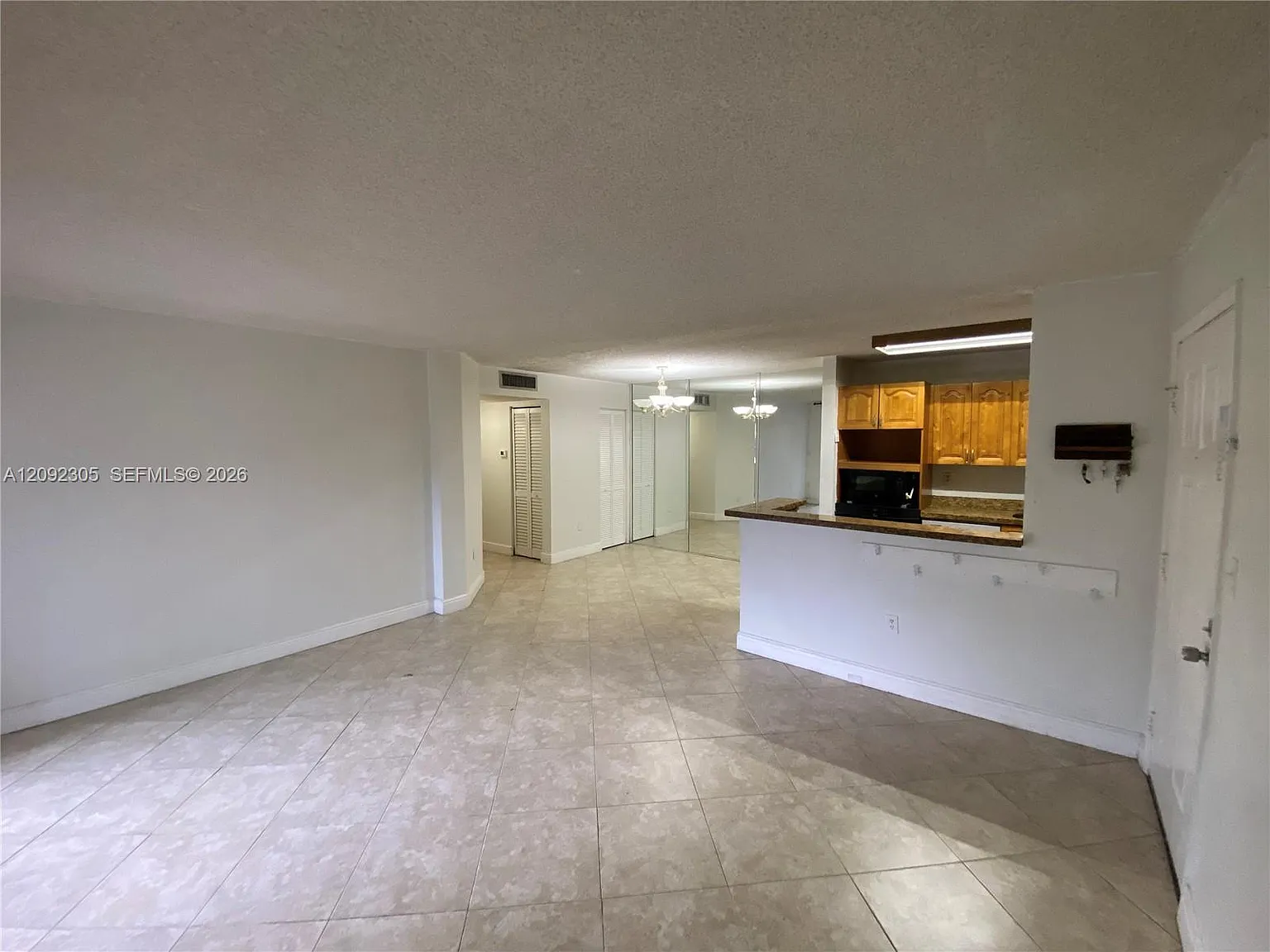 Doral Park C Club Villas — Photo 3