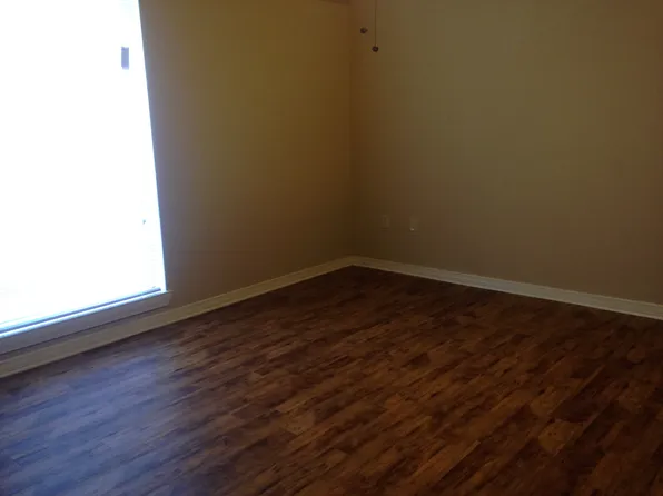 7288 Town South Ave #F, Baton Rouge, LA 70808