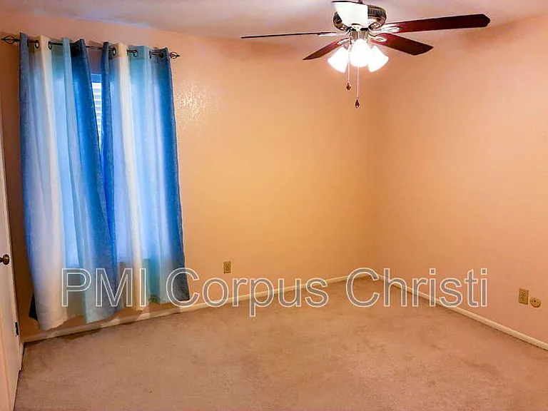 5030 Merganser Dr — Photo 9