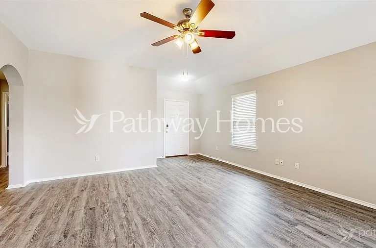 206 Gallop Ct — Photo 9