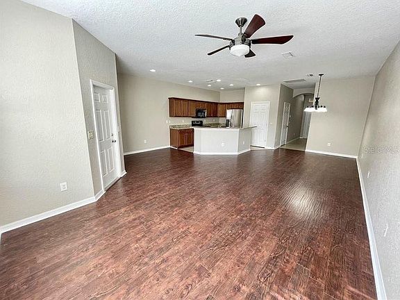 4th image of 1417 Summergate Dr