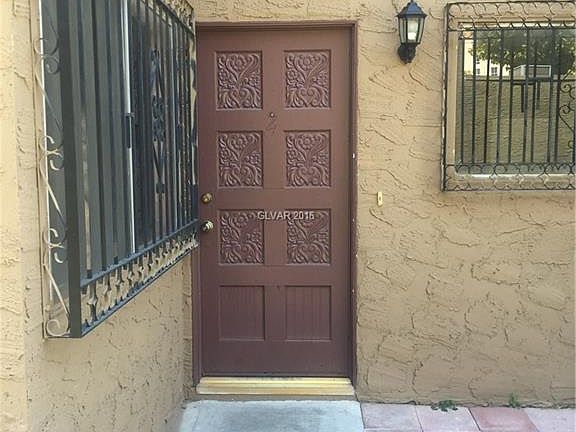 5th image of 4675 Monterey Cir Unit 2
