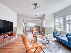 1036 SE 12th Ave