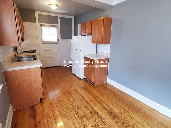 3rd image of 4031 W School St #B3