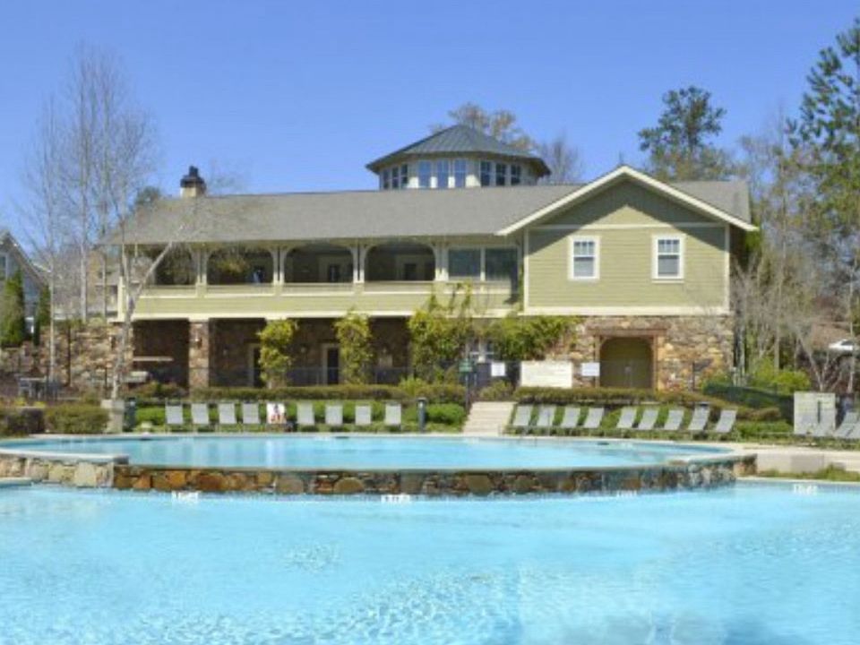 1st image of 490 Barnett Shoals Rd APT 425