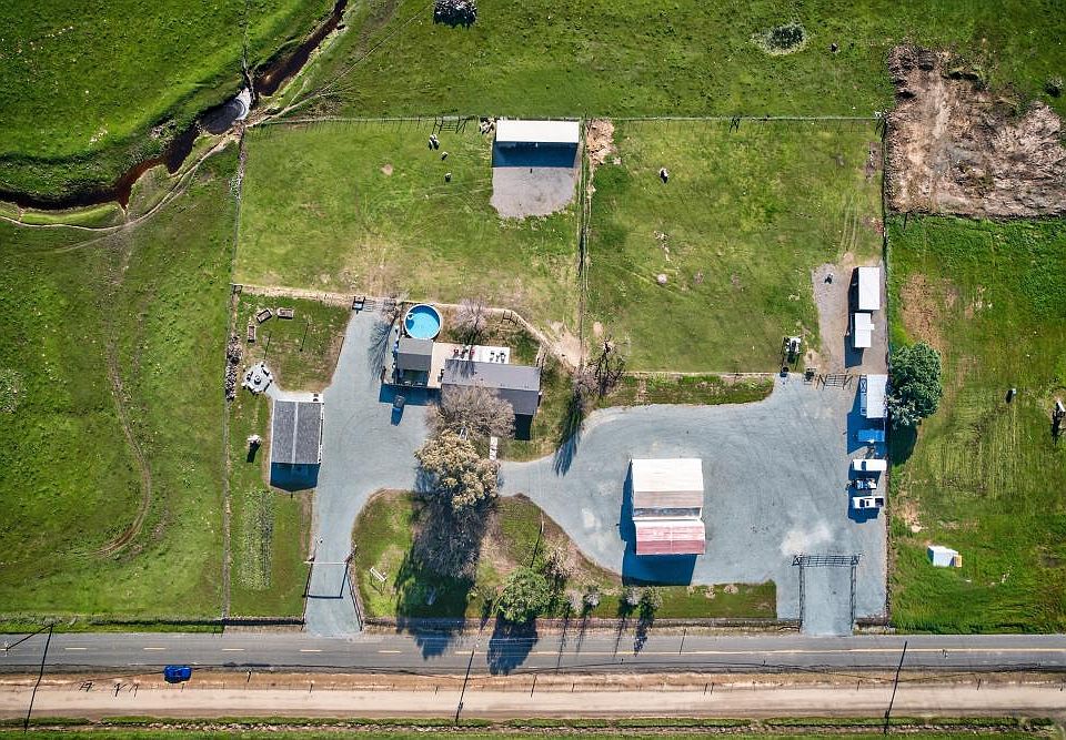 1st image of 11490 N Arno Rd