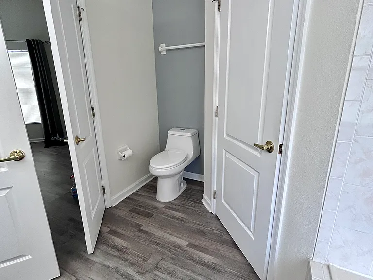 15345 Markham Dr — Photo 10