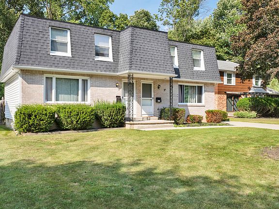 2nd image of 88 Brittany Dr #1