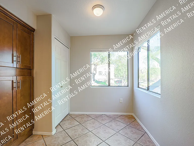 15050 N Thompson Peak Pkwy #2050 — Photo 7