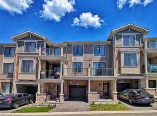 10 Birmingham Dr #129, Cambridge, ON N1R 0C6