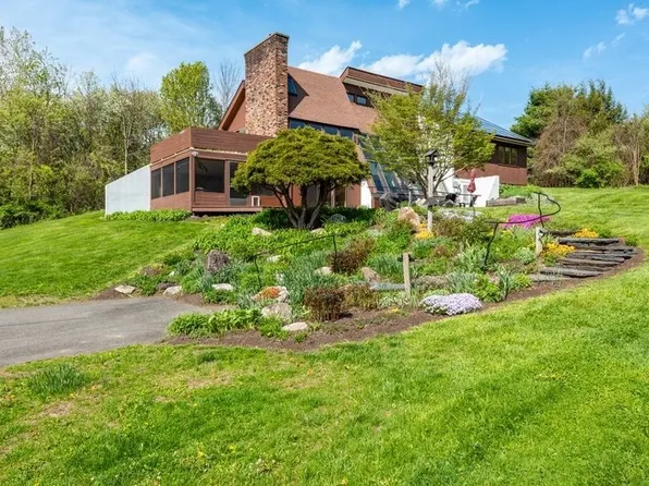 400 Middle St, Amherst, MA 01002