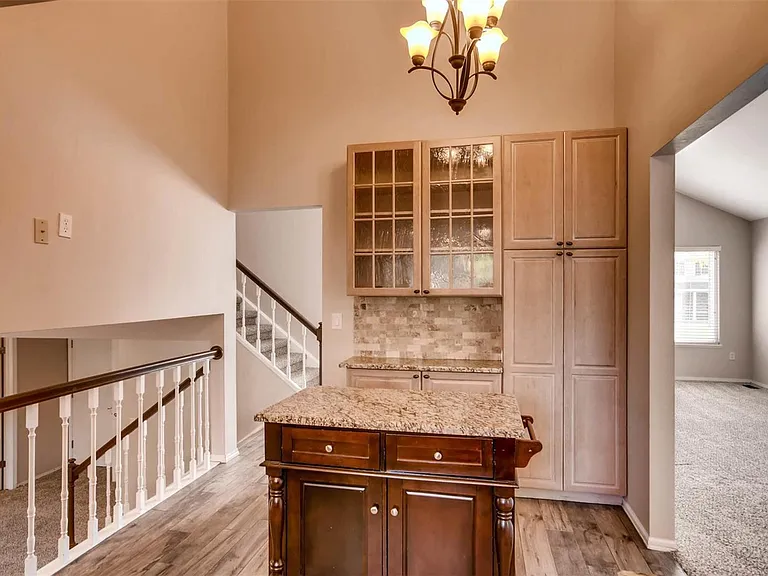 6403 S Florence Way — Photo 5