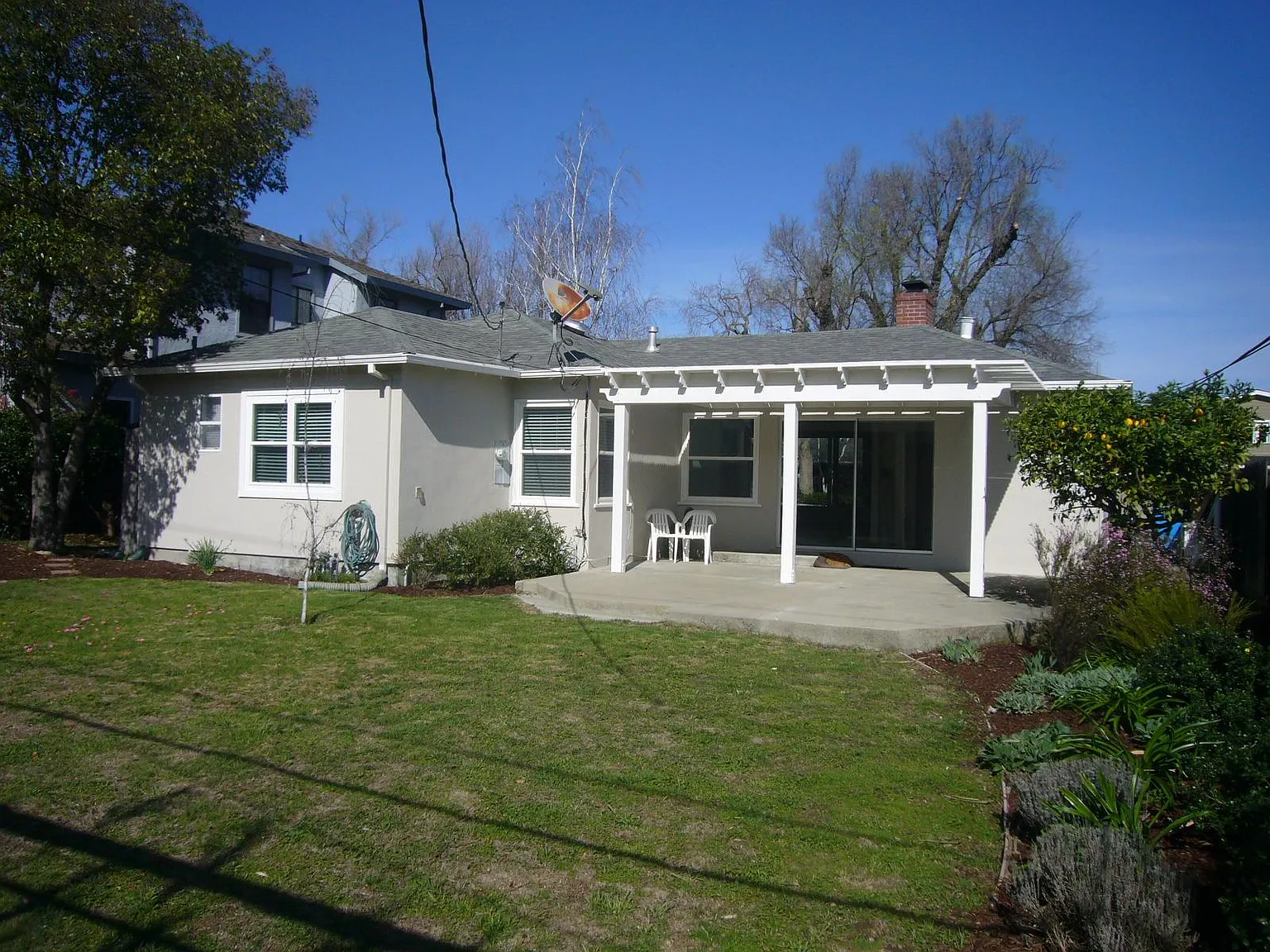 1256 Westwood St photo 1