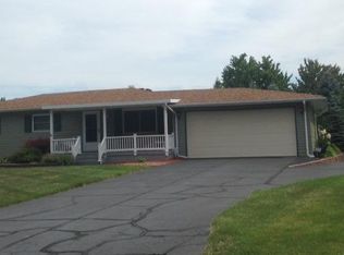6229 Cold Spring Trl, Grand Blanc, MI 48439