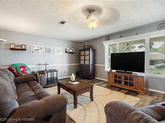 5th image of 1216 Butterfield Trl
