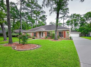 2910 Colonial Dr, Dickinson, TX 77539