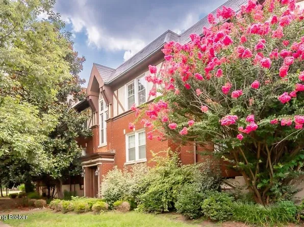 569 Eastern Pkwy #14D, Louisville, KY 40217