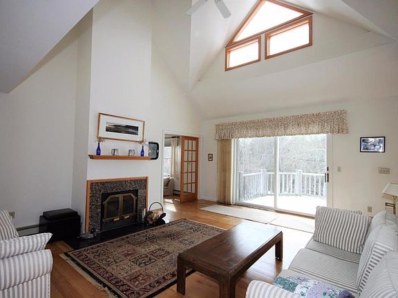 3rd image of 37 Rydal Mount Drive