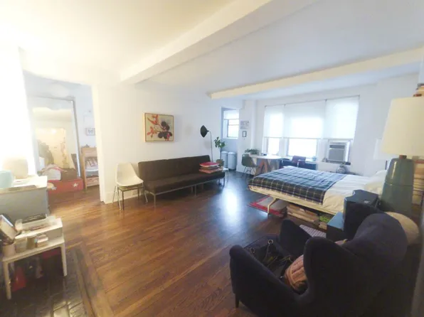 299 West 12th Street image 1 of 3