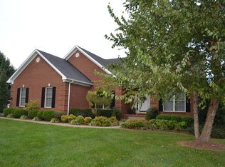 236 Cambridge Grove Cir, Alvaton, KY 42122