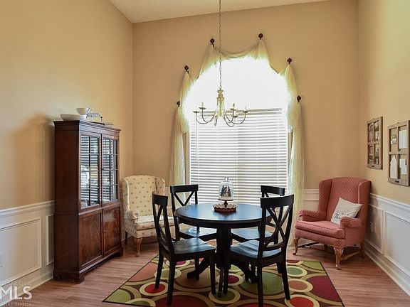 3rd image of 3421 Grayson Manor Ct